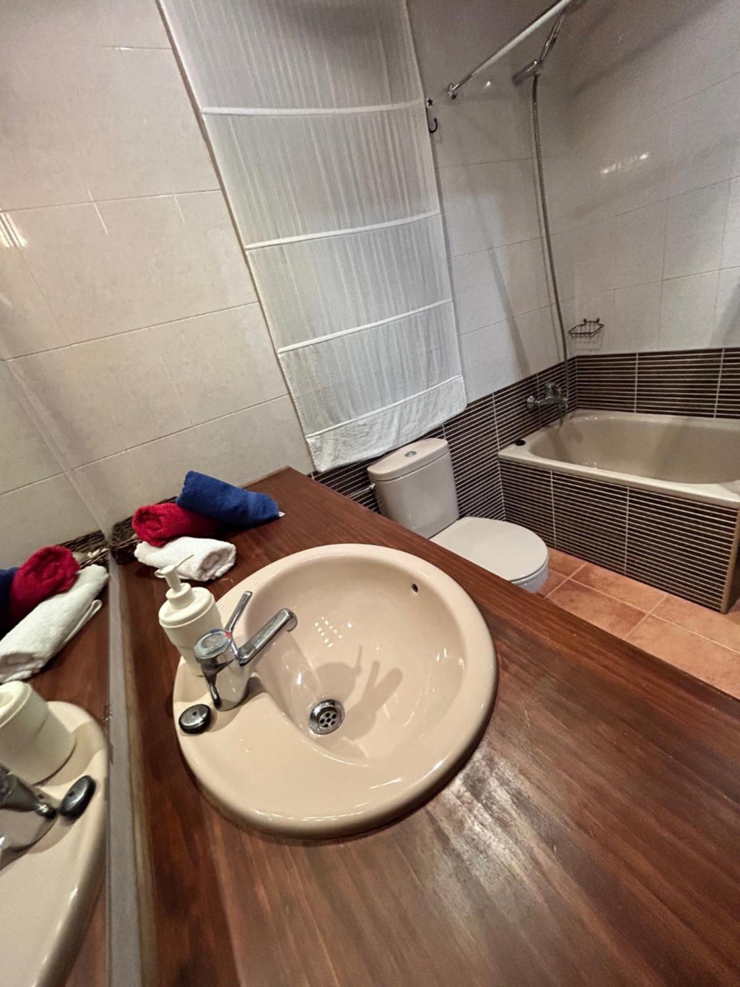 Apartaments Arenys De Boi Bohí Pokoj fotografie