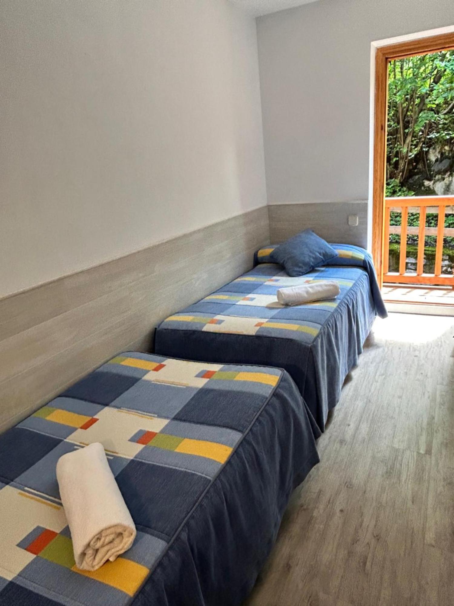 Apartaments Arenys De Boi Bohí Pokoj fotografie
